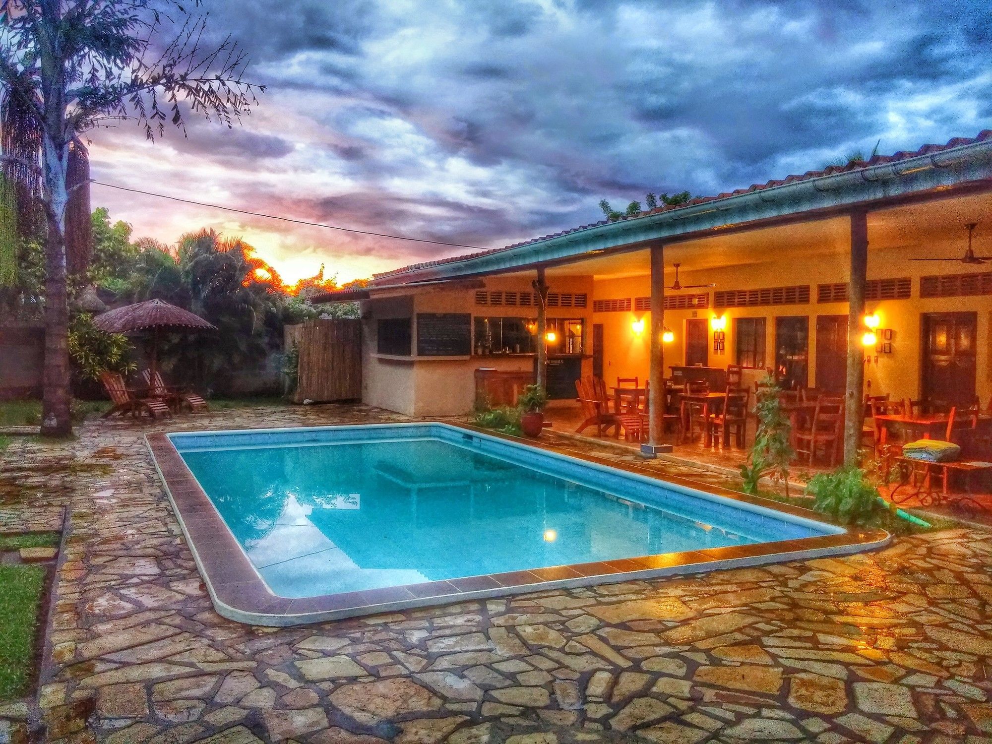 Hotel Mariposa León Exteriér fotografie